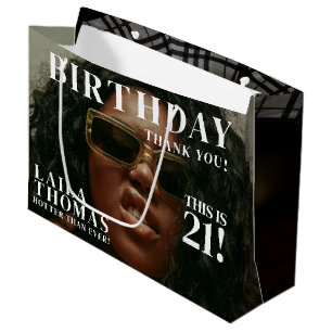 Aangepaste foto's verjaardagsfeest tijdschrift oms groot cadeauzakje