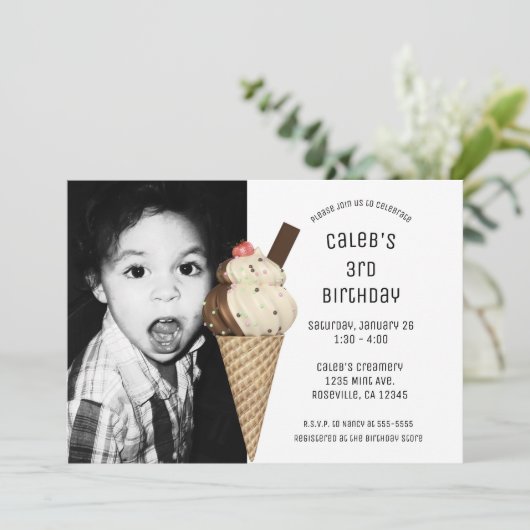 Aangepaste geboortedag voor Ice Cream Cone Party Kaart (Staand voorkant)