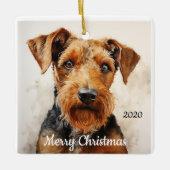 Aangepaste gedateerde kerst Waterverf Airedale Ter Keramisch Ornament (Voorkant)