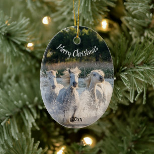 Aangepaste gedateerde Kerstmis Witte Paarden Hardl Keramisch Ornament