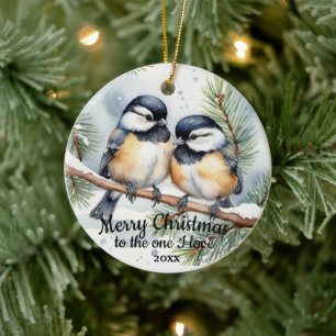 Aangepaste gedateerde Schattigee Chickadee BirdsOn Keramisch Ornament