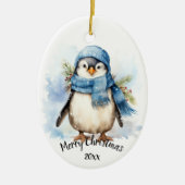 Aangepaste gedateerde Schattigee Winter Penguin Bi Keramisch Ornament (Voorkant)
