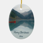 Aangepaste gedateerde Wilderness Lake Mountain kan Keramisch Ornament (Voorkant)