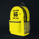 Aangepaste geel zwart Naam, Nummer, Team Sport Bedrukte Rugzak<br><div class="desc">Creëer uw eigen aangepaste gele zwarte Sport Football stijl gedrukte rugzak met naam, nummer, teamnaam, slogan en jaar. Personaliseer deze eenvoudige klassieke sjabloon voor gedrukte rugzakken met uw aangepaste bericht, naam, teamnaam en jaar. Personaliseer het gemakkelijk voor een coole sport aandenken. Creëer Uw unieke gepersonaliseerde cadeau voor coach, meisjesverjaardag, football...</div>