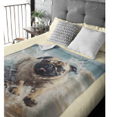 Aangepaste Gelukkige Pug aan het Strand Fleece Deken