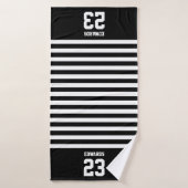 Aangepaste gestreepte sporten genummerd met naam badhanddoek (Badhanddoek)