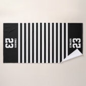 Aangepaste gestreepte sporten genummerd met naam badhanddoek (Badhanddoek)