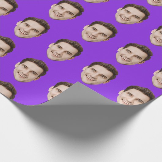 Aangepaste gezicht gepersonaliseerde verjaardag br cadeaupapier (Hoek)