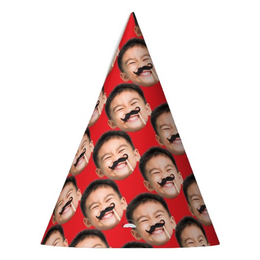 Aangepaste gezicht verjaardag rood feesthoedjes (Links)