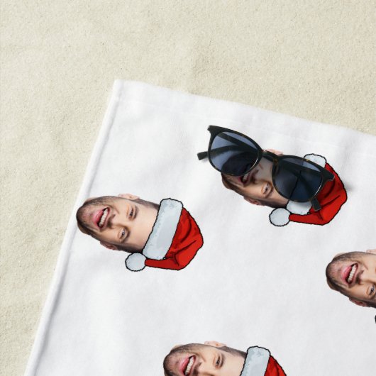 Aangepaste Gezichtsfoto Santa Hat Kerstcadeau Strandlaken (In situ)