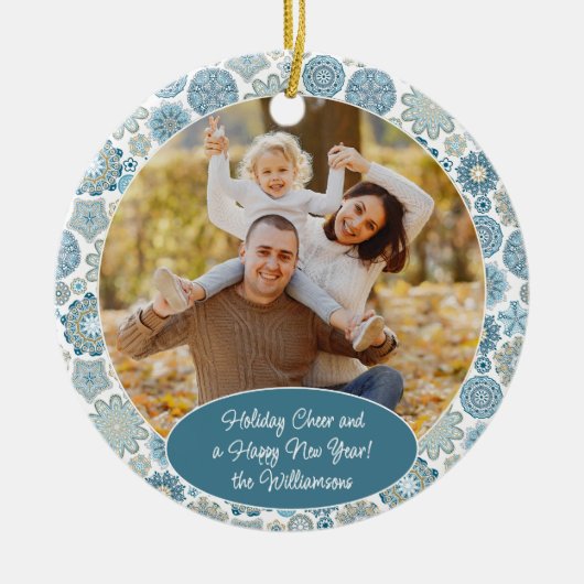 Aangepaste gezinsfoto Kerstmis Persoonlijke tekst Keramisch Ornament (Voorkant)