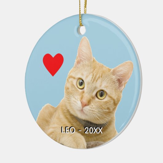 Aangepaste Ginger Tabby Cat Foto op lichtblauw Keramisch Ornament (Links)