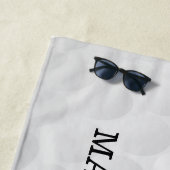 Aangepaste Golf Ball Pattern Name Monogram Age Strandlaken (In situ)