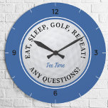 Aangepaste Golf-balsport Golfer Quote Blue Black Grote Klok<br><div class="desc">Het ontwerp is voorzien van een aangepaste golfsjabloon die het mogelijk maakt dit schattige idee voor de levendige golfer te personaliseren. Gebruik de sjabloon om "Tijd van het T-shirt"te houden of uw eigen douanenaam of gepersonaliseerde tekst tot 17 karakters toe te voegen! De tekst van de douane is in blauw....</div>