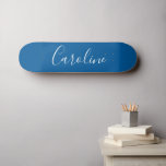 Aangepaste grafische Calligrafie-naam Cobalt Blue Persoonlijk Skateboard<br><div class="desc">Minimalistische scriptnaam voor typografie in kobalt Blue Skateboard</div>