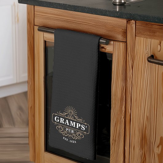 Aangepaste Gramps' Pub Year ingesteld Theedoek