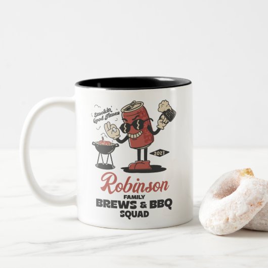 Aangepaste Grappige Familie Barbeque Groep Matchin Tweekleurige Koffiemok (Met donut)