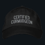 Aangepaste Grappige Sarcastische Curmudgeon Humor  Geborduurde Pet<br><div class="desc">Omarm je innerlijke bult met dit "Certified Curmudgeon" geborduurde pet. Perfect voor degenen die hun persoonlijkheid trots draag, dit pet voegt een vleugje humor toe aan elke outfit. Het gewaagde grijze borduurwerk op een klassieke zwarte achtergrond maakt het een ideaal statement stuk, of je nu op stap bent of gewoon...</div>
