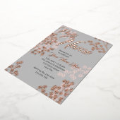 Aangepaste grijs roze elegante bloem bloeiend fees folie uitnodiging (Gedraaid)