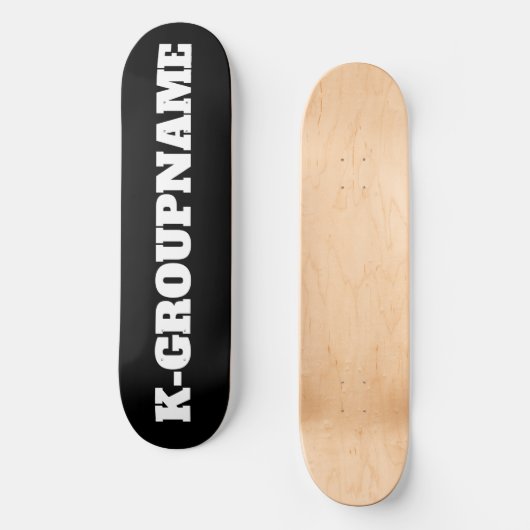 AANGEPASTE GROEPSNAAM KPOP (MINIMALIST) PERSOONLIJK SKATEBOARD (Voorkant)