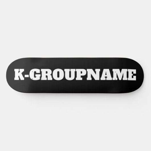 AANGEPASTE GROEPSNAAM KPOP (MINIMALIST) PERSOONLIJK SKATEBOARD (Horizontaal)