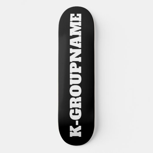 AANGEPASTE GROEPSNAAM KPOP (MINIMALIST) PERSOONLIJK SKATEBOARD (Voorkant)