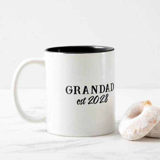 Aangepaste Grootvader Opgericht Retro Typografie Tweekleurige Koffiemok (Met donut)