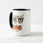 Aangepaste Halloween Mom Hangin' met mijn Boos Mok (Voorkant links)