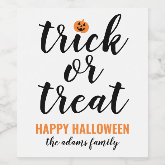 Aangepaste halloween trick or treat modern script wijn etiket (Enkel label)