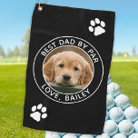 Aangepaste hond Foto beste vader, zwart wit zwart Golfhanddoek<br><div class="desc">Beste vader met vader... Twee van je favoriete dingen, golf en je hond. Nu kun je je beste vriend meenemen terwijl je 18 gaten speelt. Verrassend de Dog Dad en Golf Lover met deze super schattige hondfoto aangepaste golfhanddoeken en bijbehorende golfaccessoires. Pas deze golfhanddoeken aan met je favoriete foto van...</div>