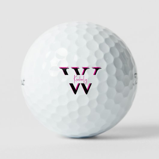 Aangepaste Hot Pink Script Naam Titleist Pro V1 Golfballen (Voorkant)