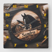 Aangepaste houtsnijwerk van paard en schuur vierkante klok (Voorkant)