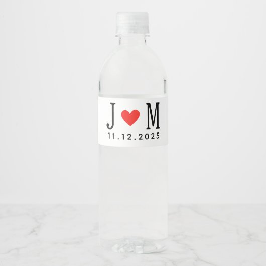 Aangepaste huwelijks Koppel Naam Datum Rood Liefde Waterfles Etiket (Voorkant)