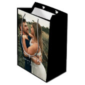 Aangepaste huwelijksdag foto medium cadeauzakje (Achterkant Gekanteld)