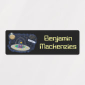 Aangepaste illustratie van een leuk ruimteschip in labels (Design 2)