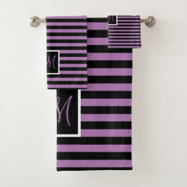 Aangepaste Initiaal Lavendel en Zwart Gestreept Bad Handdoek