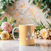 Aangepaste initialen Neutraal modern sinaasappel Koffiemok
