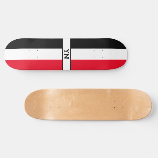 Aangepaste Initialen Zwart, Wit & Rood Skateboard (Horizontaal)