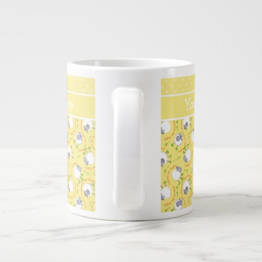 Aangepaste Jumbo Coffee Mok: Geel Fun Sheep Patter Grote Koffiekop (Achterkant)