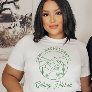 Aangepaste kamp bachelorette bruid wordt getrouwd t-shirt