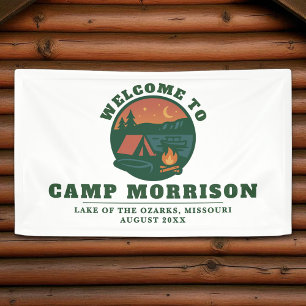 Aangepaste Kamp Meisjesuitje Meer Trip Spandoek