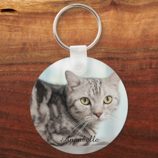Aangepaste katfoto met naam Kat Aangepast geperson Sleutelhanger (Achterkant)
