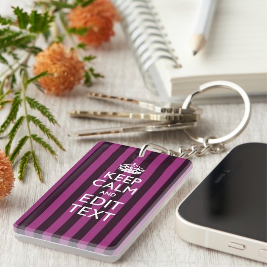 Aangepaste KEEP CALM Jouw tekst Fuchsia Stripes Sleutelhanger (Voorkant Rechts)