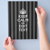 Aangepaste KEEP CALM-Jouw tekst op zwarte strepen Flyer (Hand)