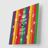 Aangepaste 'Keep Calm Jouw tekst'-regenboogstrips Vierkante Klok (Hoek)