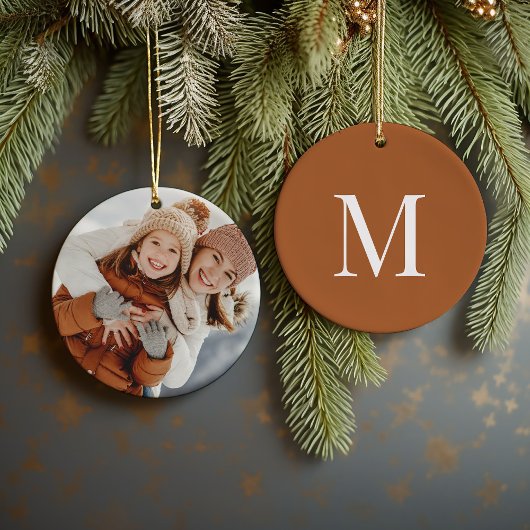 Aangepaste Keepsake Foto en Monogram Kerstmis Keramisch Ornament