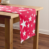 Aangepaste Kerst Party Witte Sterren Rode Sjabloon Korte Tafelloper (Voorbeeld)