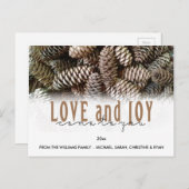 Aangepaste Kerstliefde en -vreugde Denneappel Feestdagenkaart (Voorkant / Achterkant)