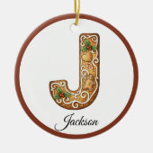 Aangepaste Kerstmis Gingerbread Letter J Monogram Keramisch Ornament (Voorkant)