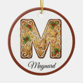 Aangepaste Kerstmis Gingerbread Letter M Monogram Keramisch Ornament (Voorkant)
